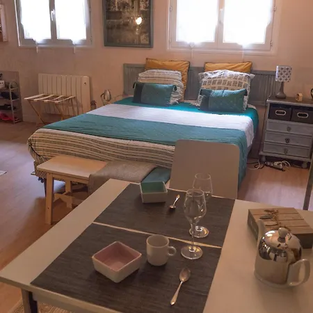 D'hotes Au Calme Avec Guest house